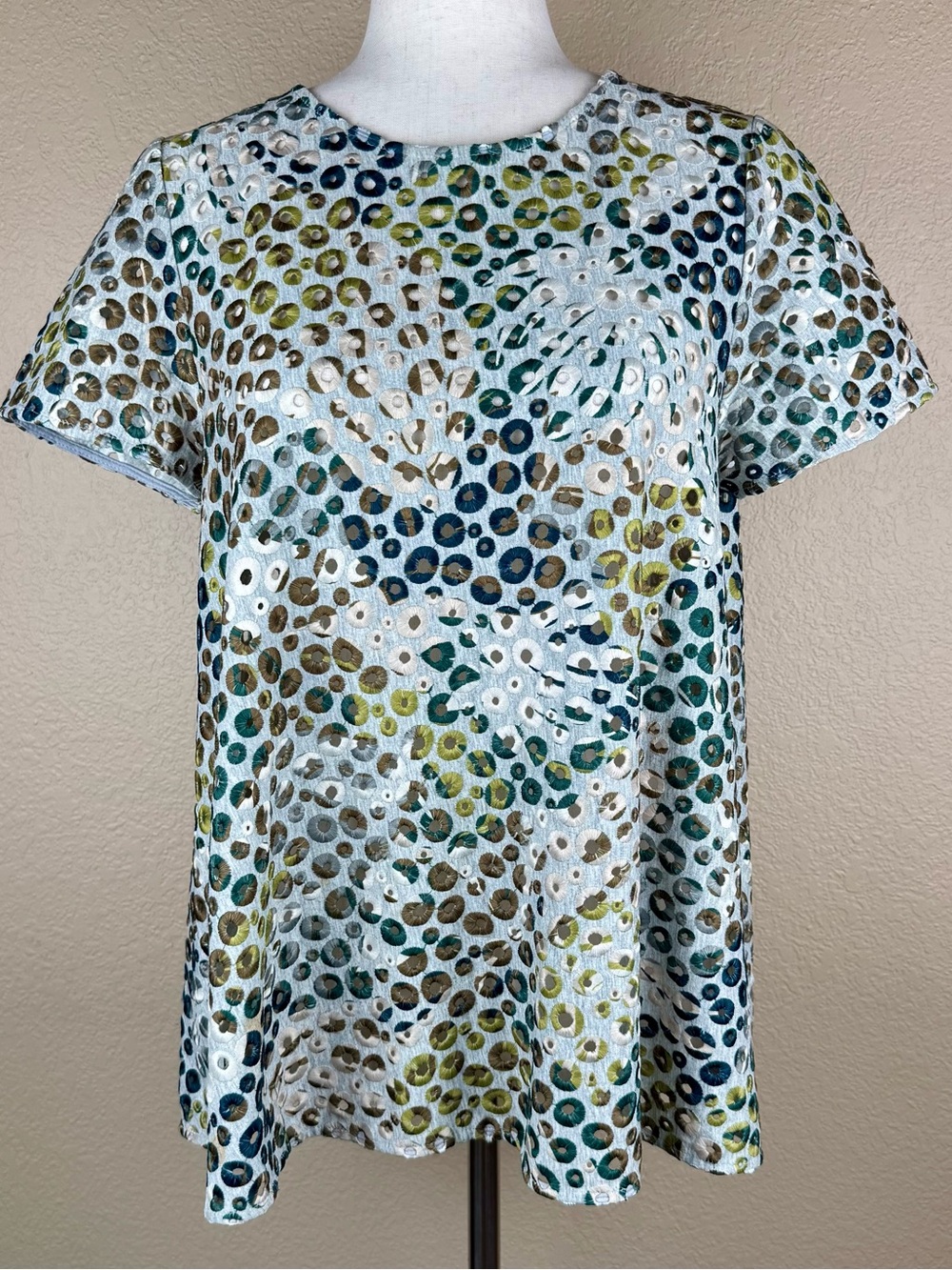 Scanlan Theodore Australian designed top. Unique, delicate garment. Size 6